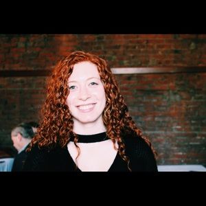 Meet your Posher, Lauren